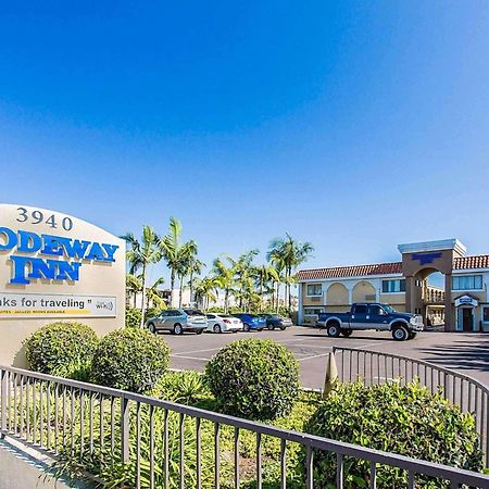 Rodeway Inn & Suites Ίνγκλγουντ Εξωτερικό φωτογραφία