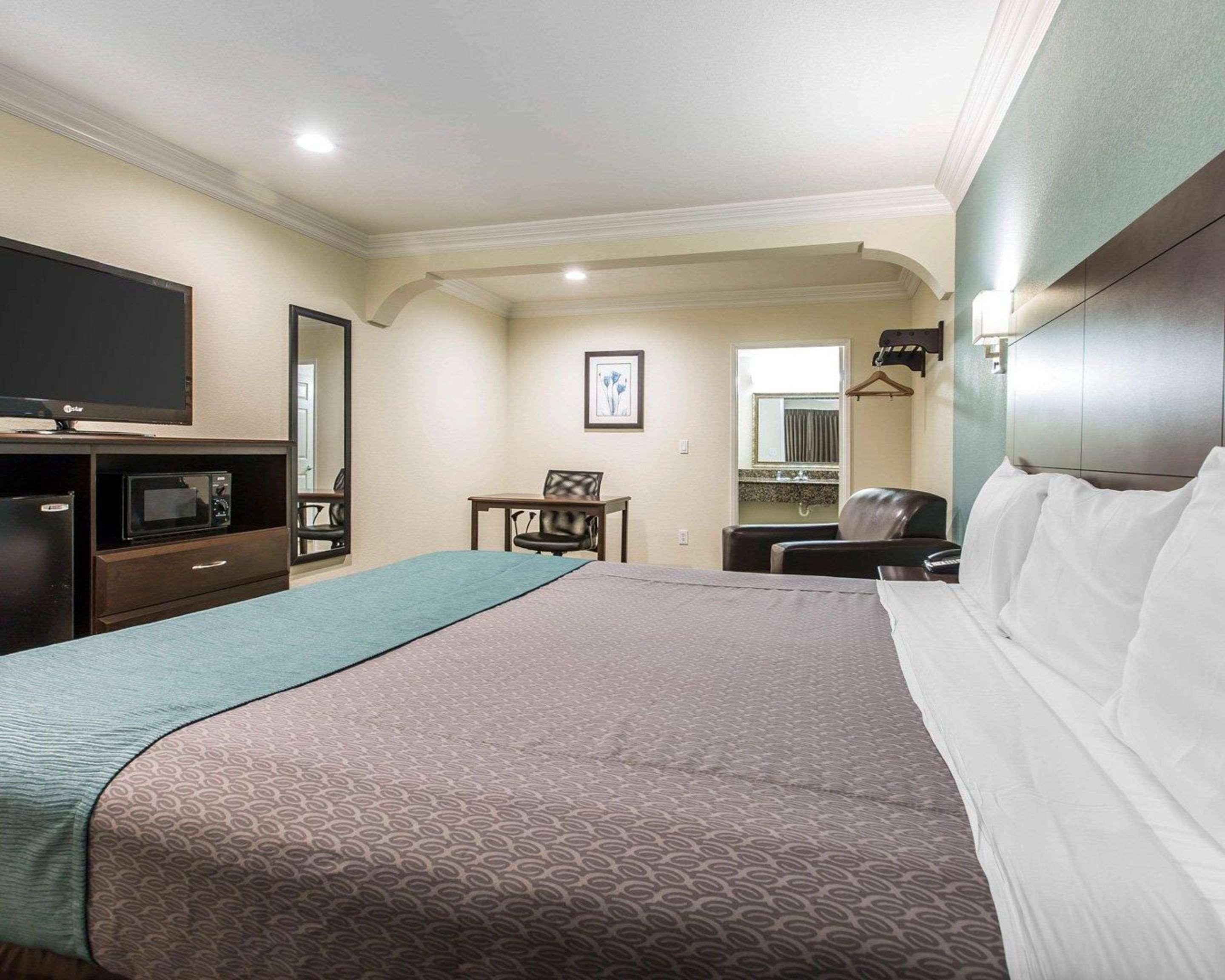 Rodeway Inn & Suites Ίνγκλγουντ Εξωτερικό φωτογραφία