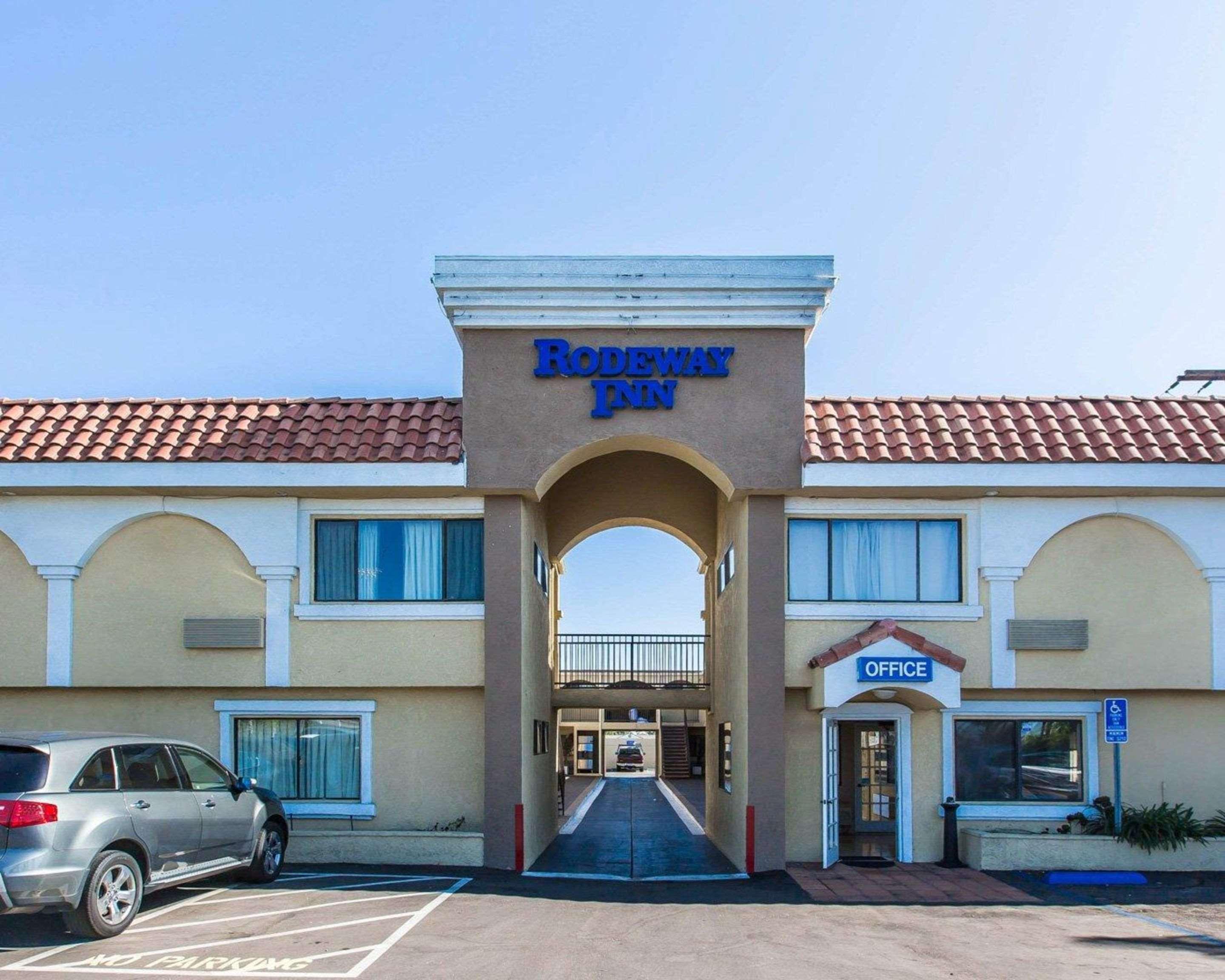 Rodeway Inn & Suites Ίνγκλγουντ Εξωτερικό φωτογραφία