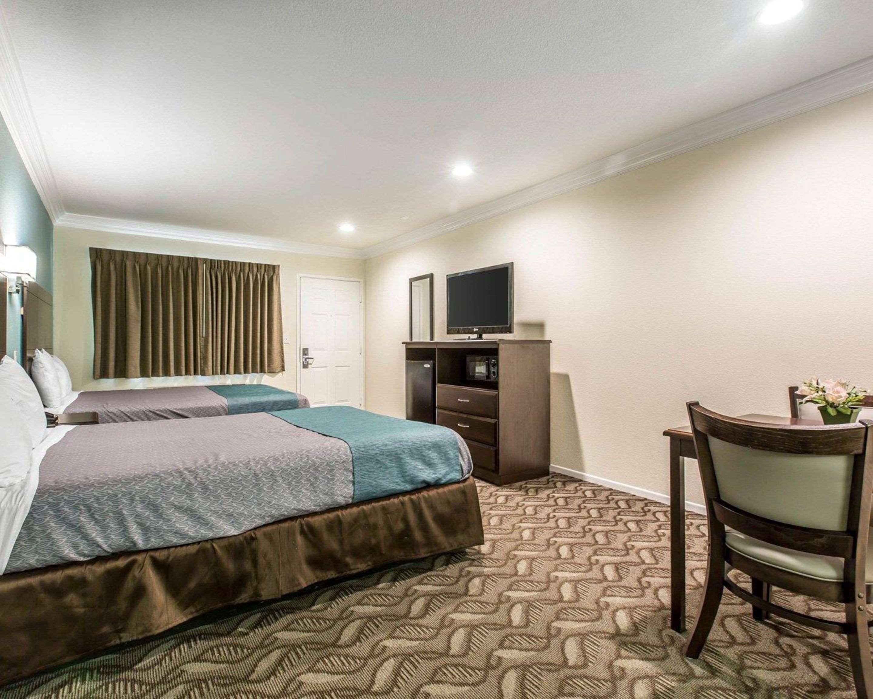 Rodeway Inn & Suites Ίνγκλγουντ Εξωτερικό φωτογραφία