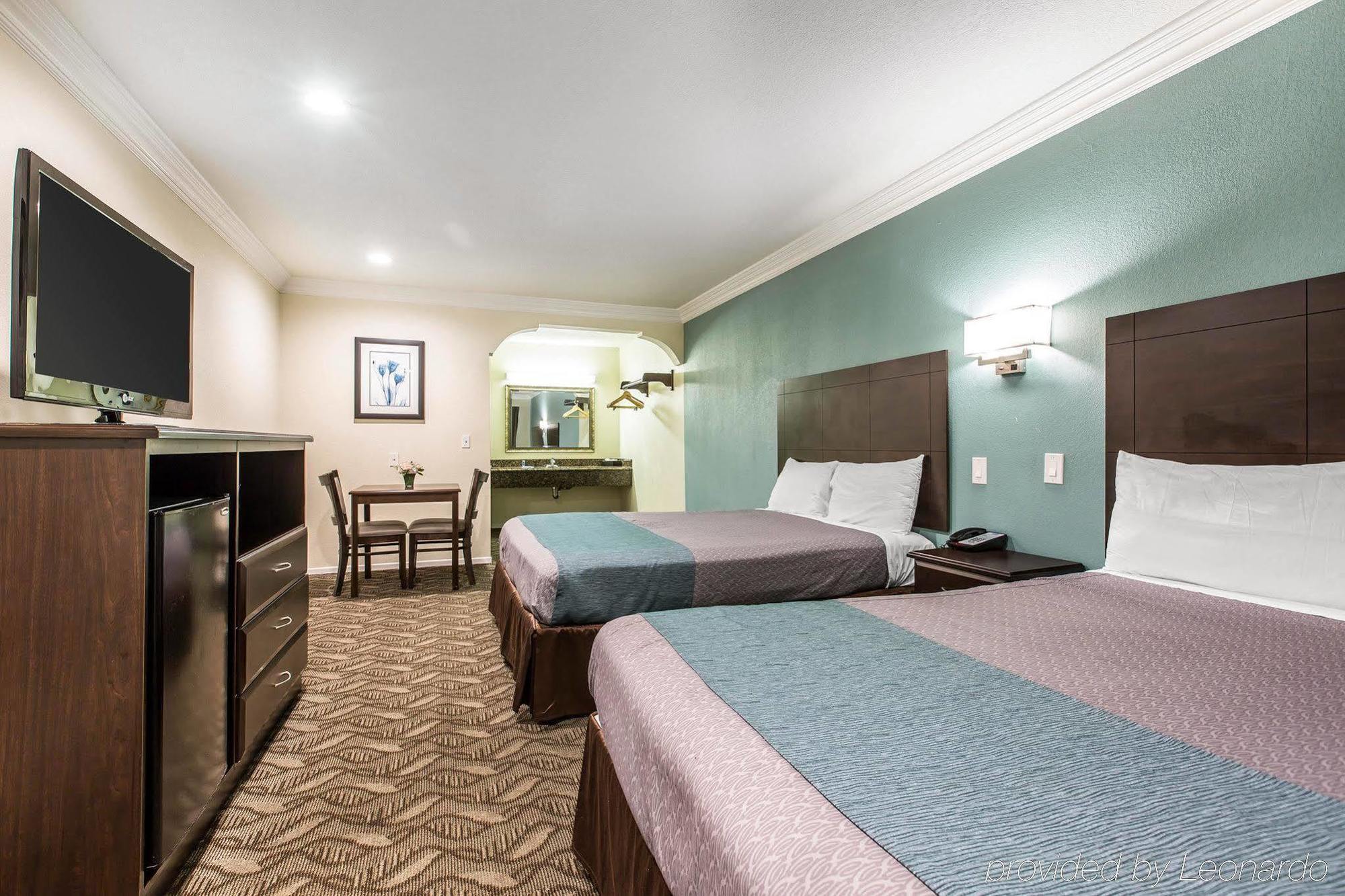 Rodeway Inn & Suites Ίνγκλγουντ Εξωτερικό φωτογραφία